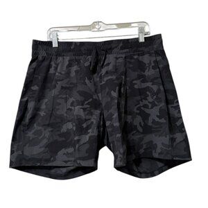 🌟Tuff Athletics Black Camo Athletic Shorts